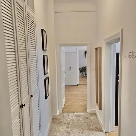 Widok Apartament, Centrum Warszawy Apartment *