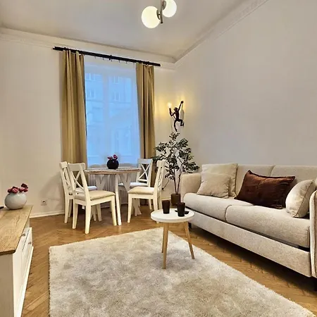 Widok Apartament, Centrum Warszawy Apartment
